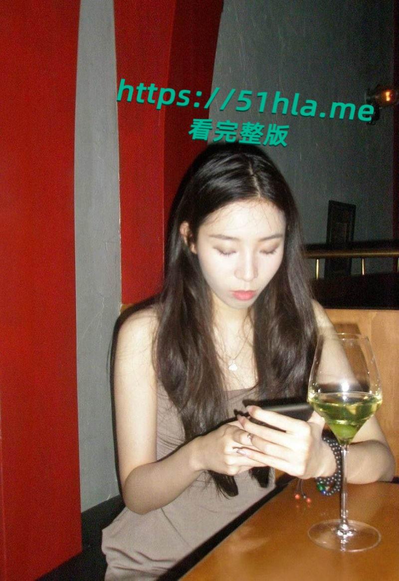 唐山美术老师兼职被金主包养，极品尤物秒变风骚母狗，各种姿势爆操打桩高潮迭起！-2