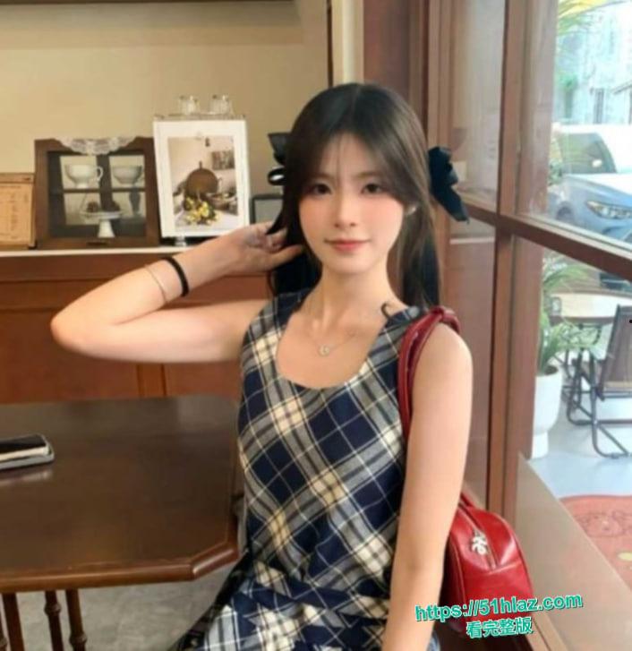 上海街舞老师娜娜被绿帽老公拱手送人 老婆被大鸡巴狠狠抽插骚逼狂操全过程私拍视频外流泄密-5