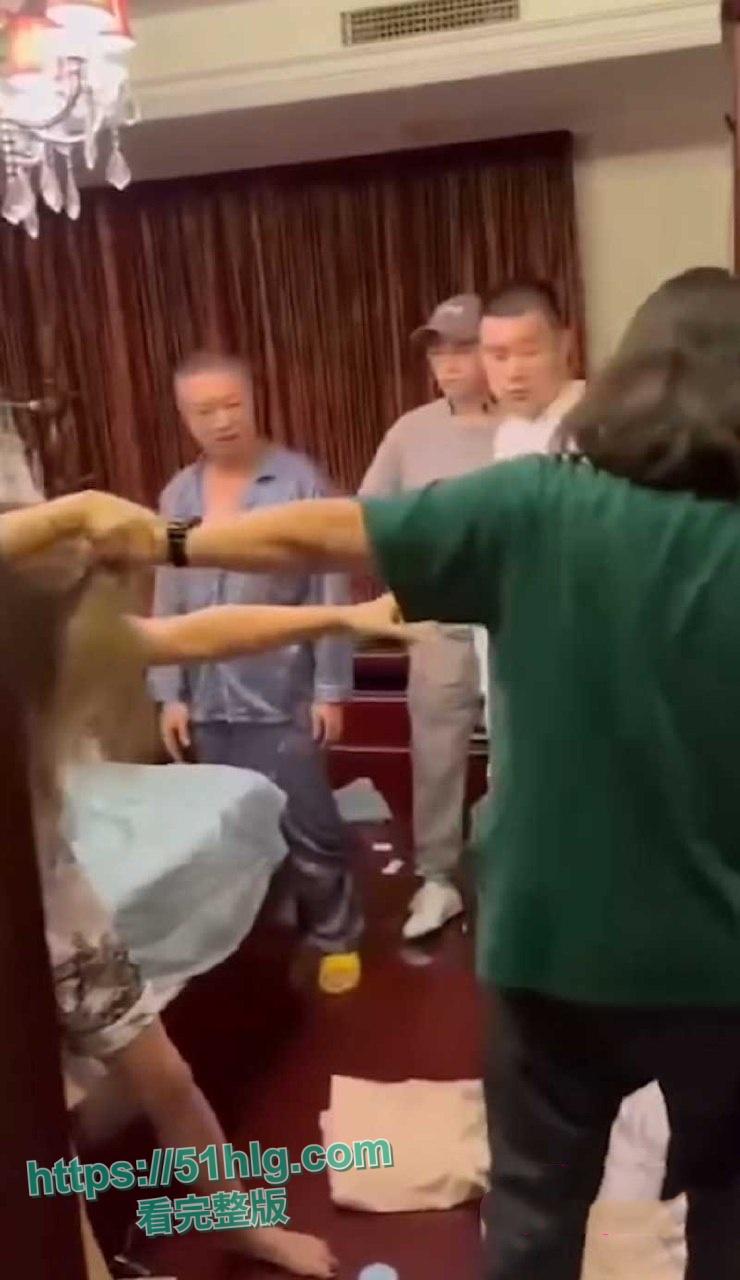 七夕佳节精彩演绎！出轨丈夫、怒焰妻子与绝望小三的残酷冲突，公安民警在旁也无能为力-4