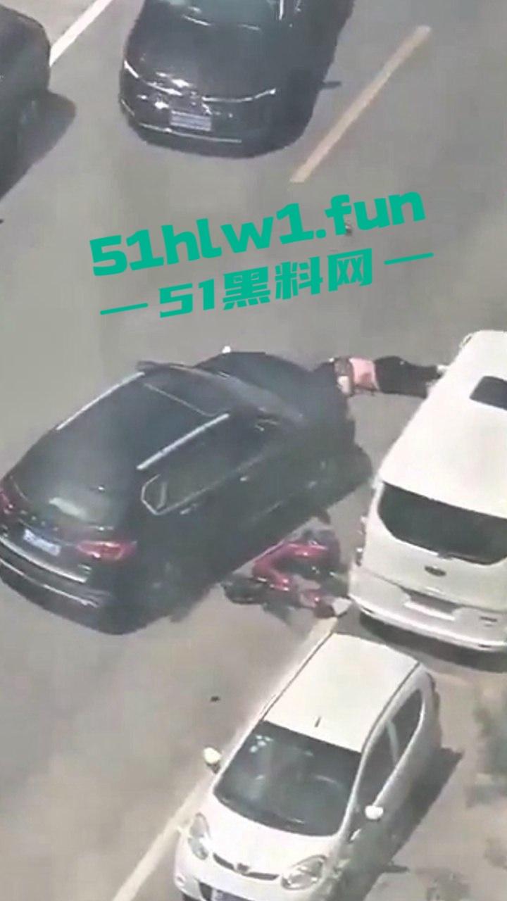 山东东营市变态渣男,开车将妻子撞倒后,反复碾压至其死亡,目前已被警方抓捕,估计是要死刑了!-6
