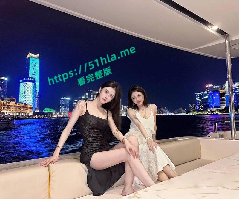 顶级名媛【黄丽娜】性爱视频黑丝渔网套装,包裹曼妙肉体花式体位做爱上演动作大片!-1