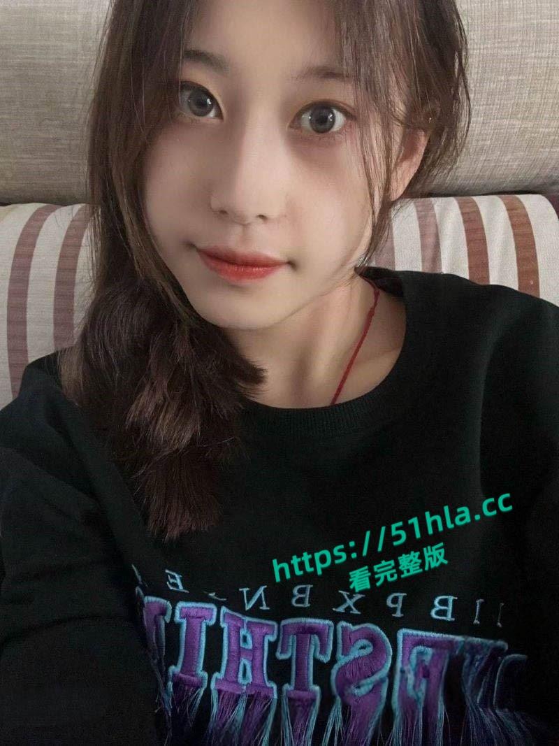 极品美女大学生性爱视频与生活照泄露，校花私下反差爆表，嫩穴高潮淫态炸裂！-1