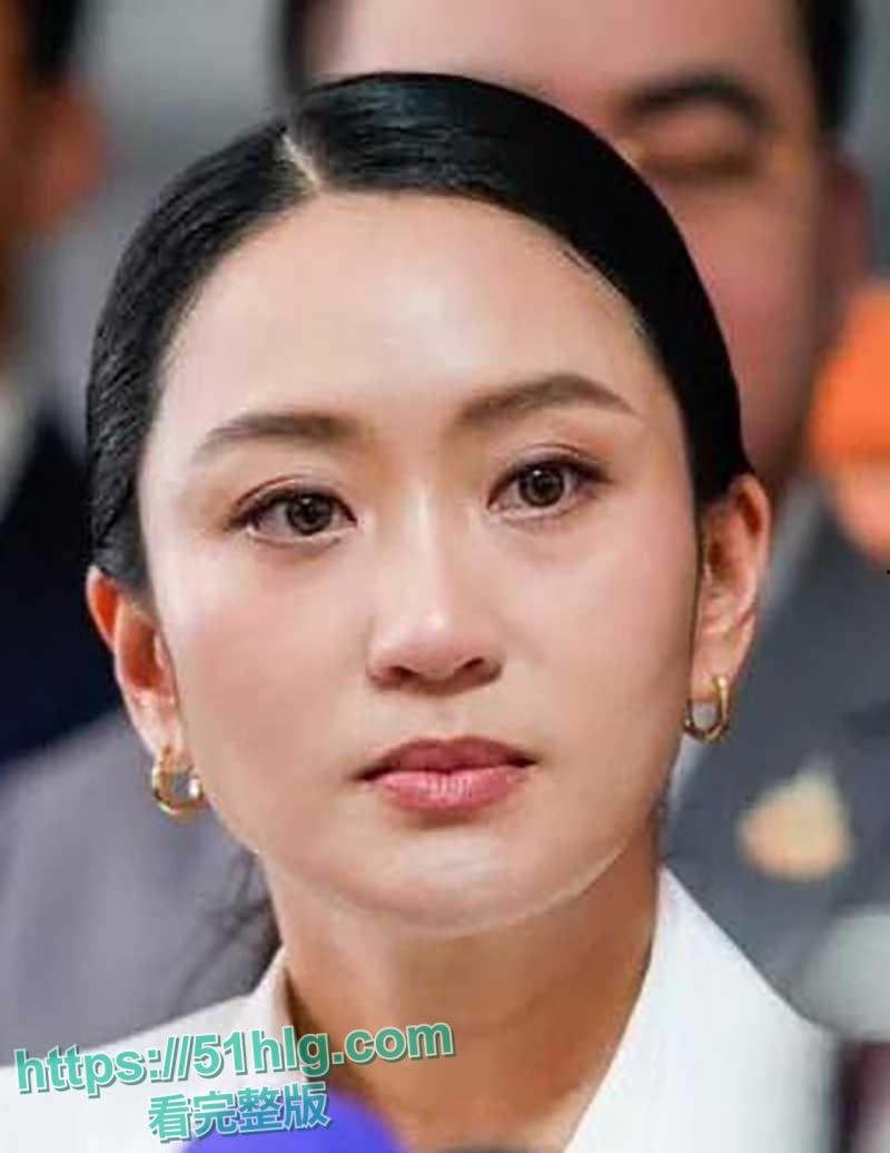 【泰国】女总理【佩通坦钦那瓦】深陷出轨风波 与小鲜肉性爱视频流出 极品巨乳 完美露脸 尺度劲爆 震惊全网-3