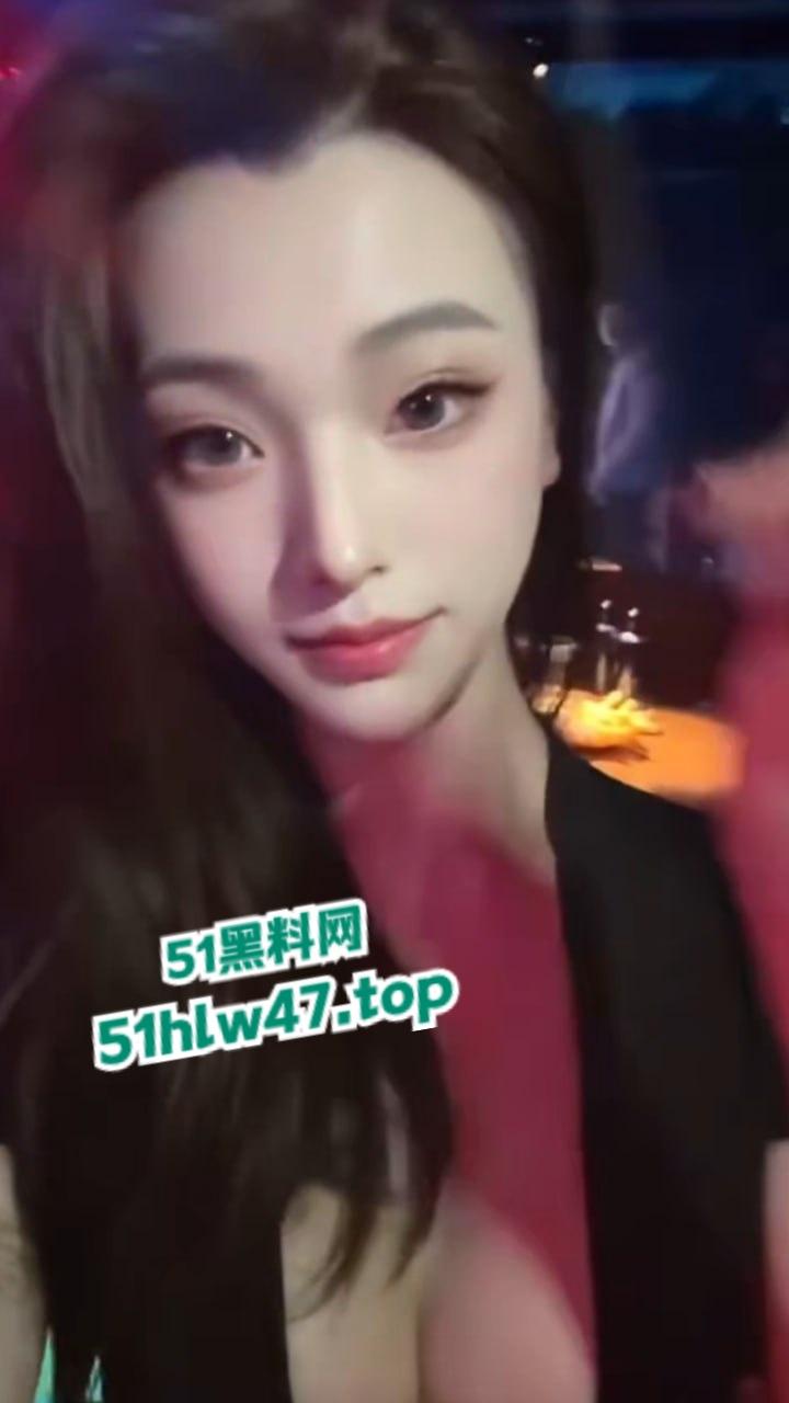 身高175cm的舞蹈生【sam老师】拍裸照曝光,抽取随机粉丝宾馆私会插穴。-4