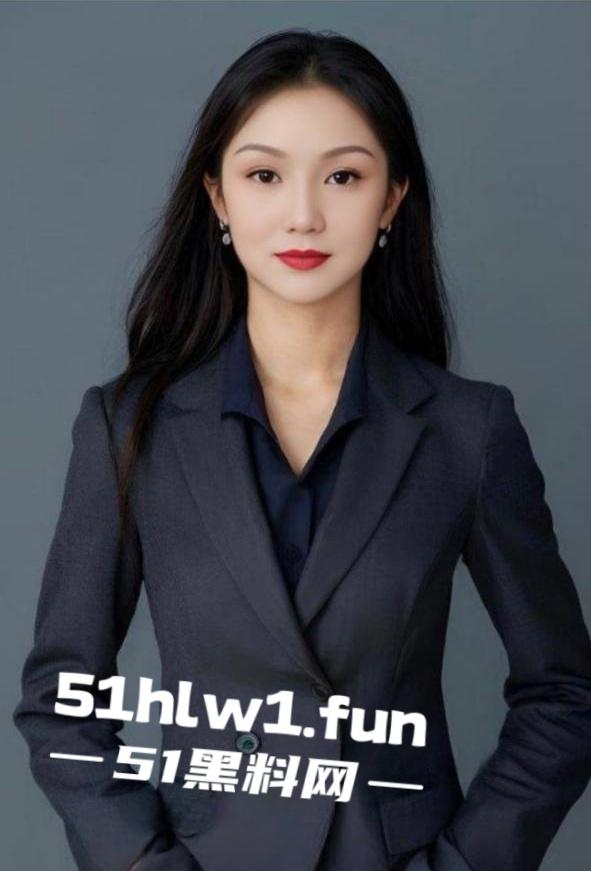 震惊大瓜！北京招商银行高管【廖飞】因欠债危机直接实名下海做鸡，职业白领傍上司还欲求不满发展性趣爱好。-6