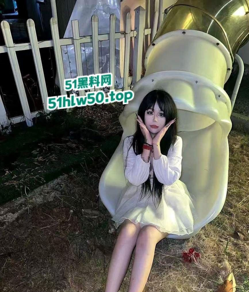 南京赛博酒吧美女营销【边晨】为业绩接单送炮视频爆出,颜值和身材都很极品玩起来肯定带劲!-5