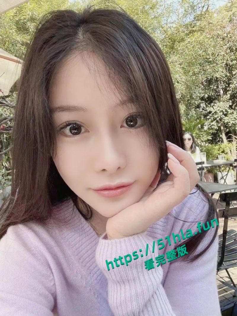 瓜友投稿大学生反差婊女友,不雅视频在酒店开裆黑丝调教后入爆操,户外露出挑逗淫靡不堪!-2