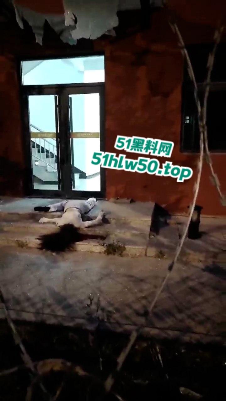 河北东方学院医学院女生疑被人推下楼当场死亡,死状凄惨不忍直视,校方全面封锁消息!!-2