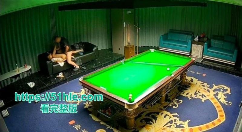 江苏宿迁沭阳台球厅大瓜,美女台球助教仅为500元,献身40岁大叔包厢战况十分激烈!-5