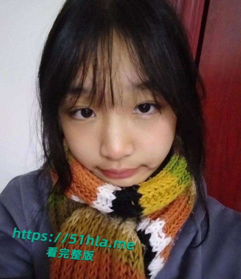 江苏南京信息职业技院【郑熠欣】与男友旅游途中彻底被征服,从此沉迷性爱快感淫骚无比!-1