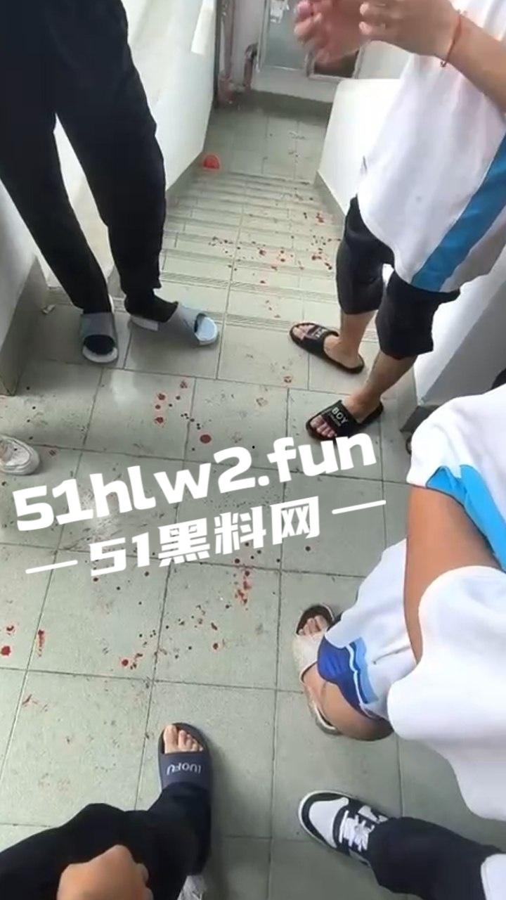 顺德中专汽修学院两男生暴揍室友，还用玻璃将其手筋挑断父母扬言要砍死两人，拒不接受和解。-8