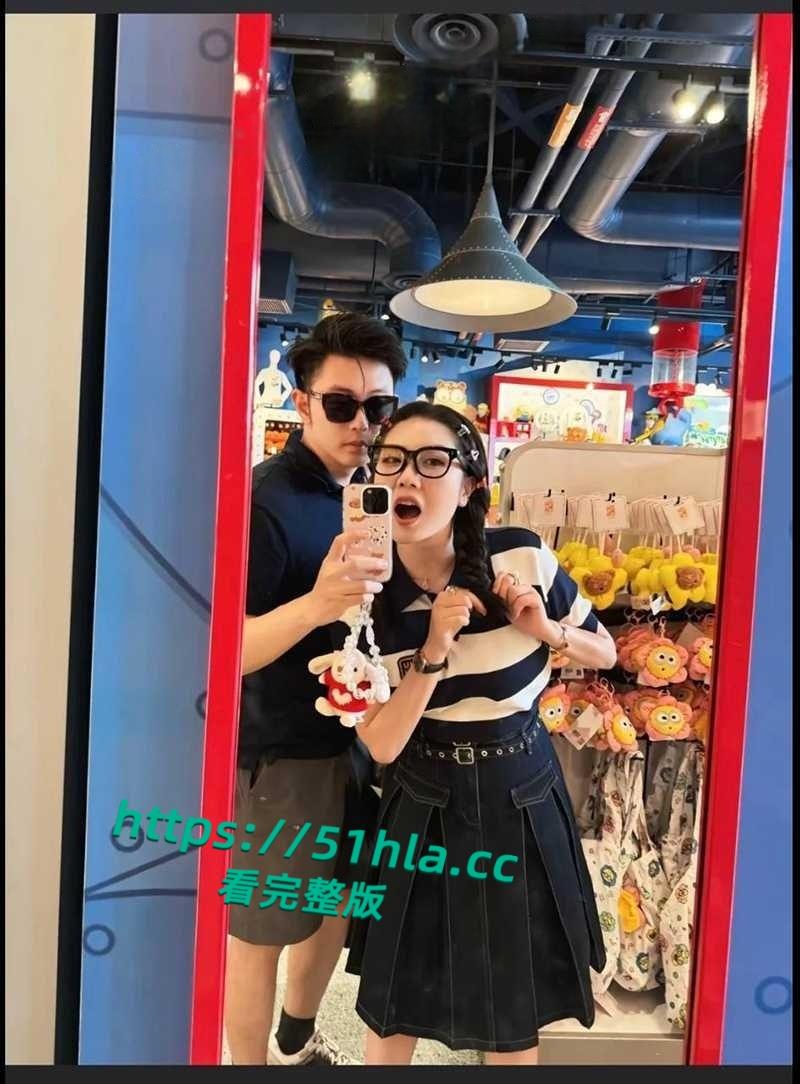 抖音网红律师【西绿】人设塌房假律师身份曝光，同事张辰铭假cp真炮友，二人性爱视频流出全网疯传！-15