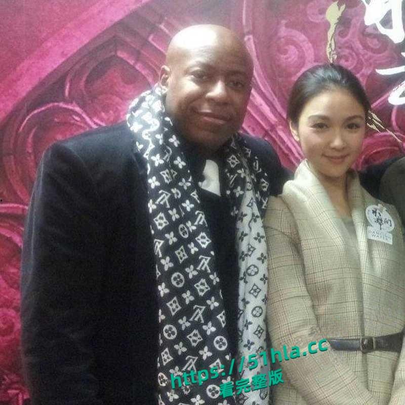 香港最后一个少女【薛凯琪】富豪黑人男友同居3年多次出入酒店,性爱视频大曝光,兔子警官激战黑屌炸翻全网!-13