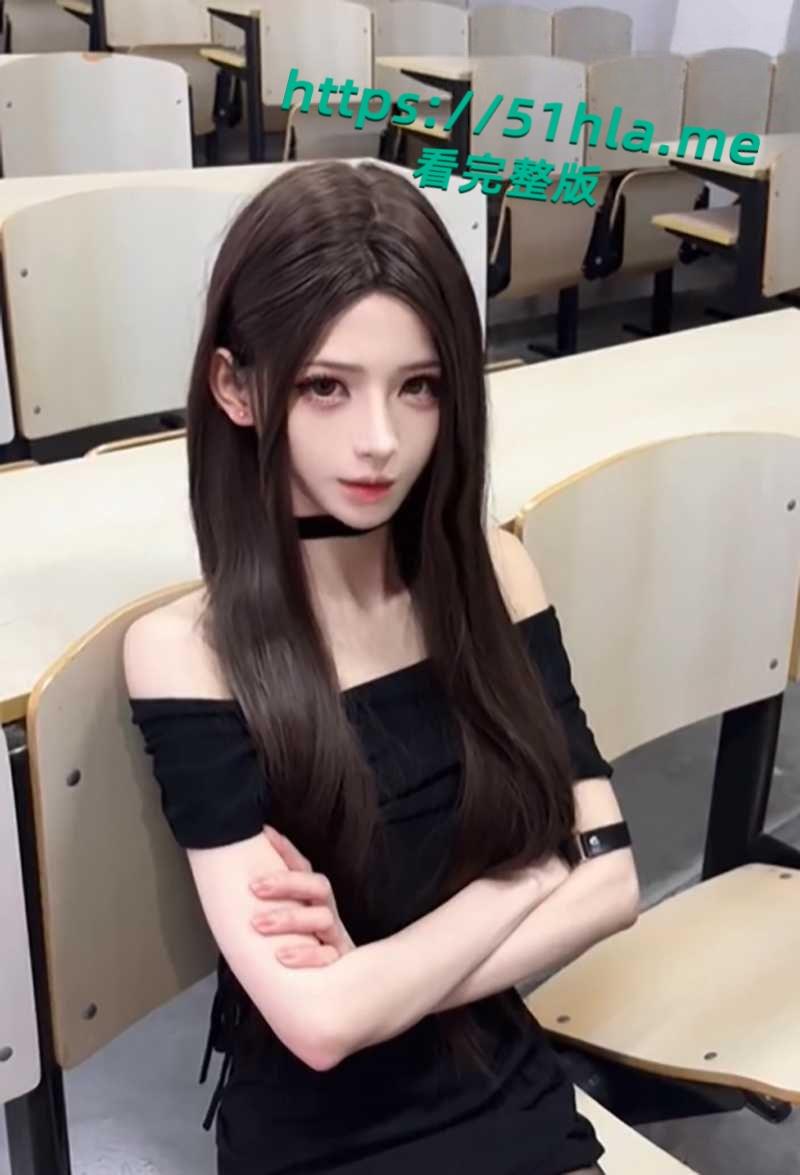 百万女网红【吱四】出轨约炮视频流出,清纯少女被绿秒变海后,脚踩两船撩骚骗钱,主动骑乘自慰超淫骚!-7