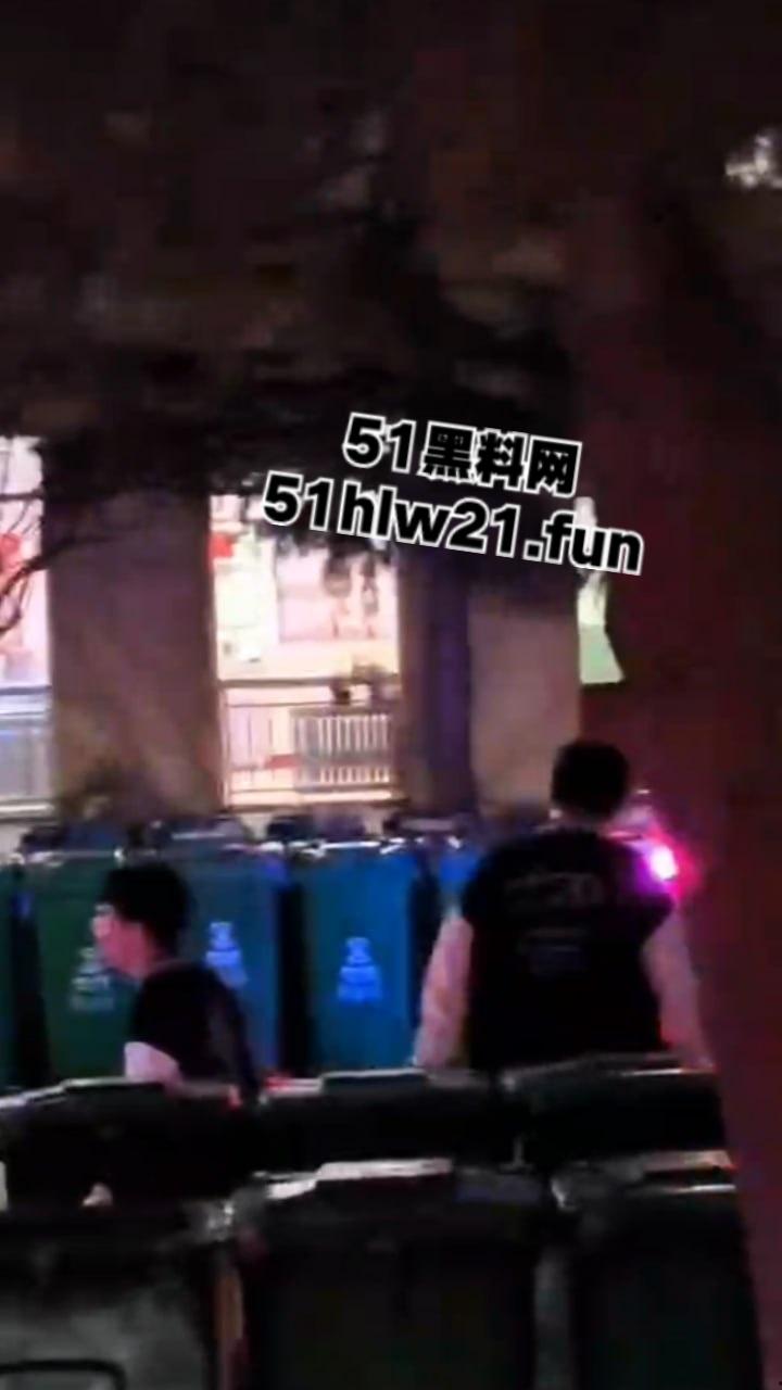 山西一高校女生厕所产子,涉事学校曝光内情,知情人透漏是教育系大一新生,毕业后找工作一定有优势。-1