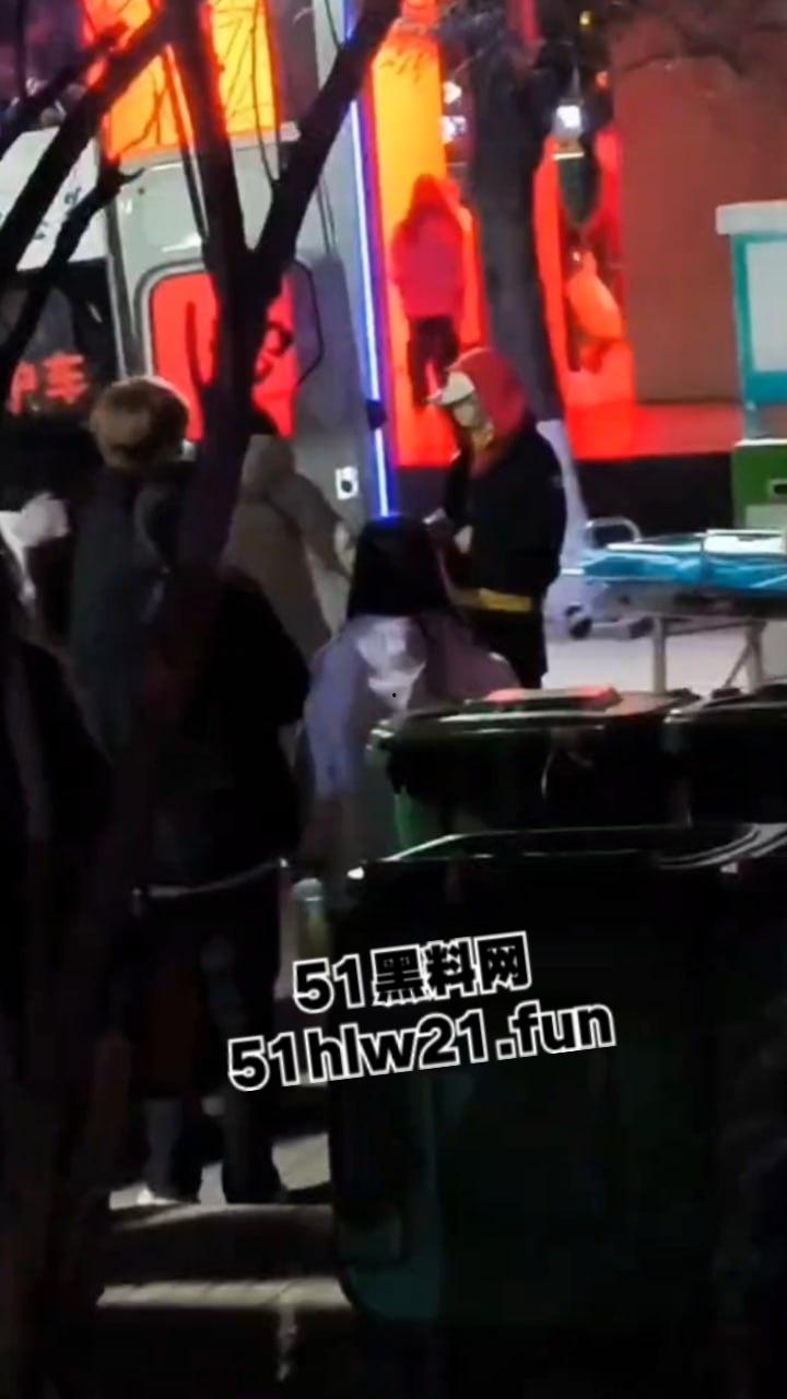 山西一高校女生厕所产子,涉事学校曝光内情,知情人透漏是教育系大一新生,毕业后找工作一定有优势。-8