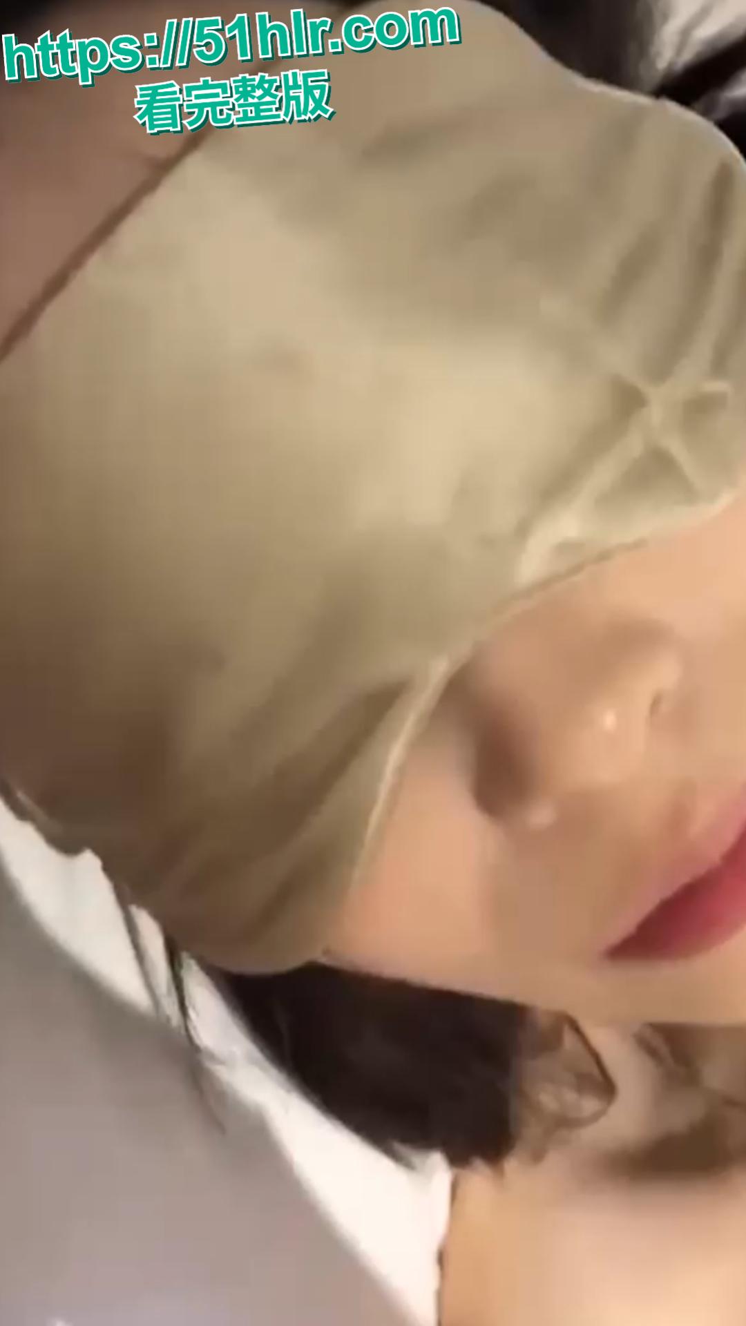 惊爆!菏泽高颜值女神刘鑫雨,早期自报不雅视频突流出!-10