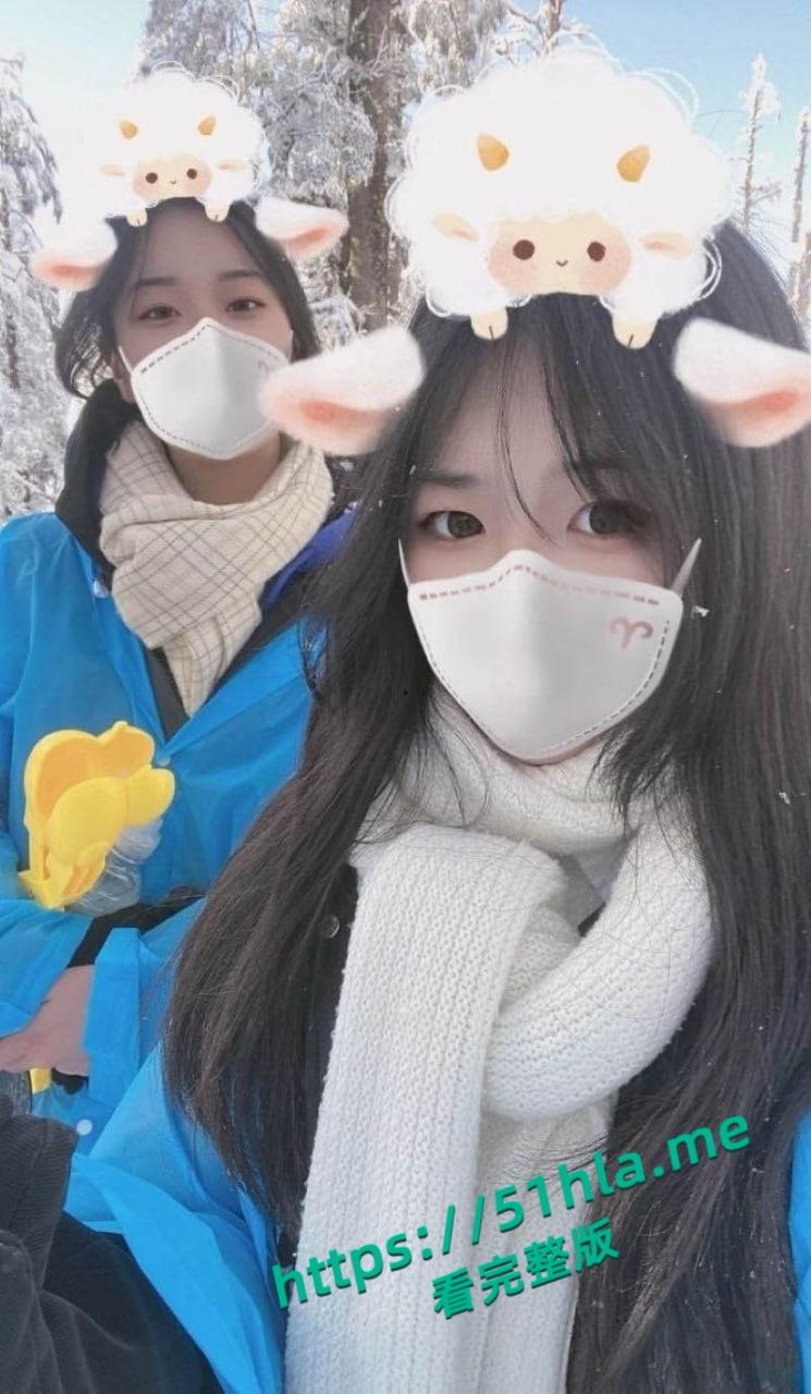 约炮大神调教四川绵阳【刘新欣】车内边聊边抠穴,从口交到骑乘位高潮迭起液体四溅!-1