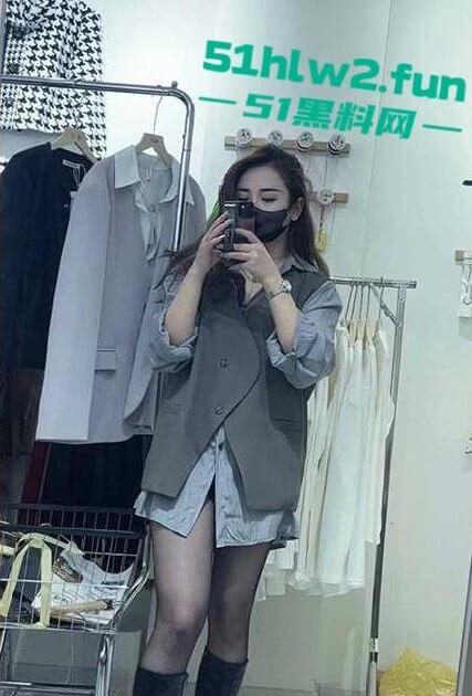 青岛【王婧岚】白天是服装店老板娘,晚上是炮友的母狗,偷情被操到淫穴黑亮,拍片上传彻底社死!-5