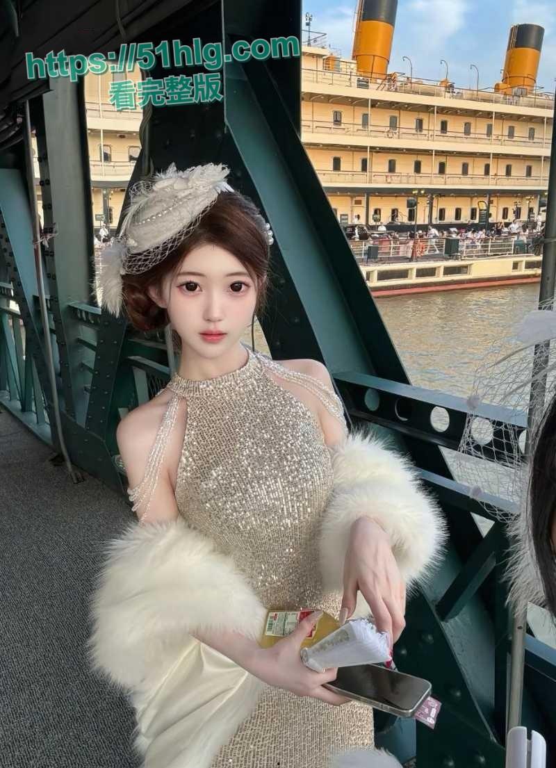 【上海】名媛【刘亚丽】的秘密生活！与金主私房视频火爆全网，性感女仆装、后入狂野，极致诱惑令你血脉喷张-6