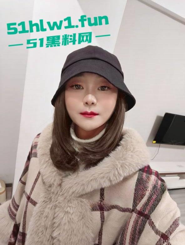 山东潍坊少妇快手【郑丹丹的丹】超级淫荡骚货喜欢吃精液，勾引体育生操逼聊天记录曝光。-8