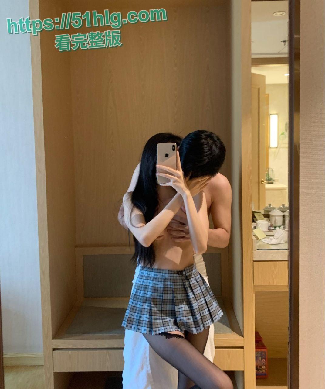 【广东韶关】实验中学【解璐菲】千里送逼,与前男友疯狂打炮视频流出, 被男友怒爆誓要搞臭这骚货!-13