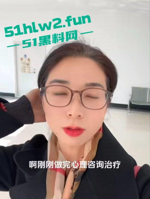 曾经震惊全网的汽车销售【崔丽丽】被老板【王豪】酒局后性侵绝对机密视频流出。-9