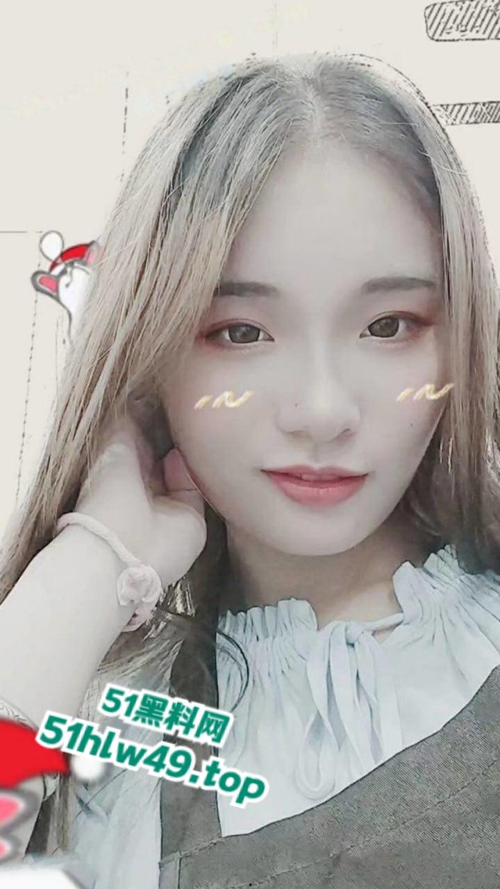 南京交通职业技术学院,高颜值学姐【辜乡】内江来的纯情学妹骚浪无底线,手机里竟藏满约炮视频。-3