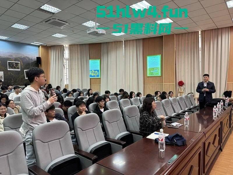 南京师范大学副院长【宋海亮】被曝婚内出轨博士生【汪慧香】男友公开聊天记录引爆舆论！-3