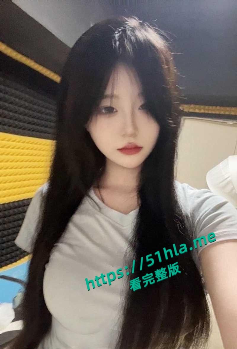 内蒙古民族大学【王艺璇】长腿校花裸贷曝光，自拍大量全裸淫舞视频做抵押，因逾期被债主曝光！-12