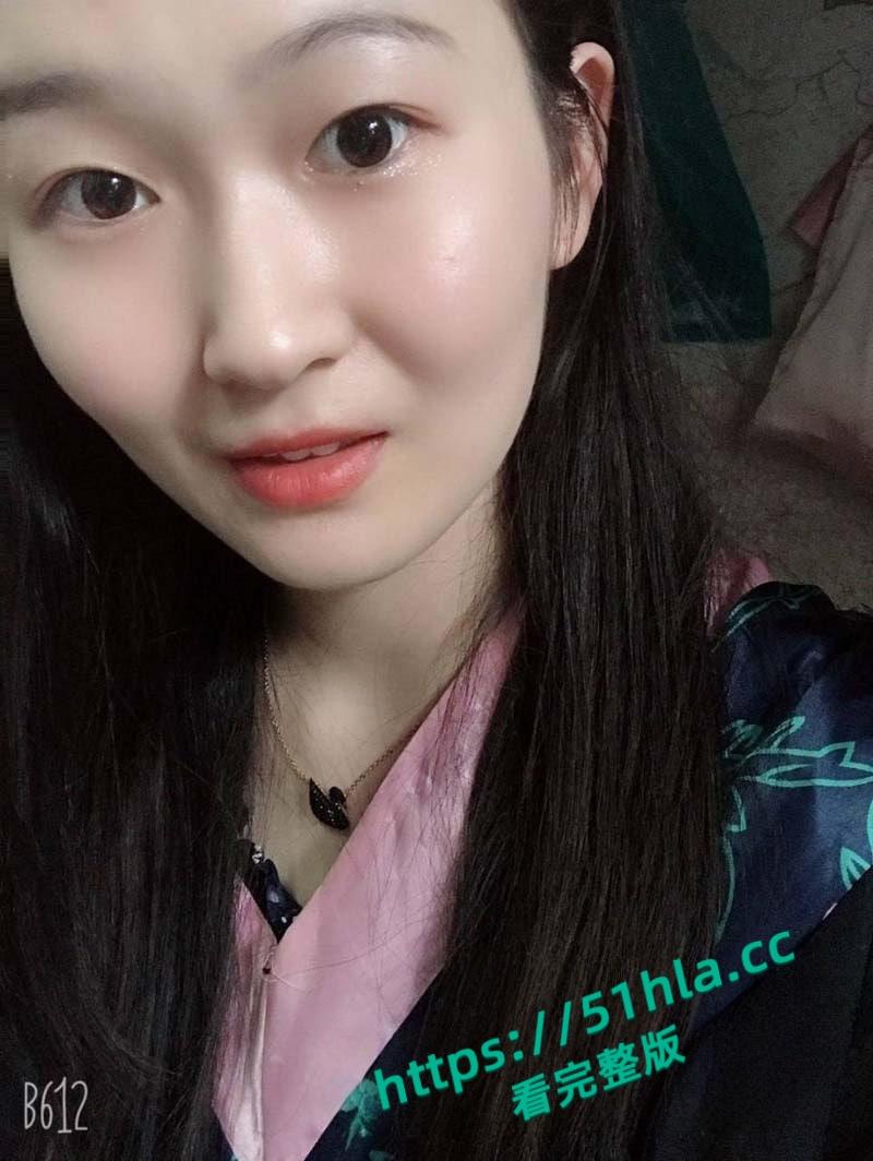 绿帽龟分享新婚淫妻性爱视频,骚浪少妇床上媚态百出,鸡巴吃的嘬嘬响,满脸期待渴望被大屌满足!-3