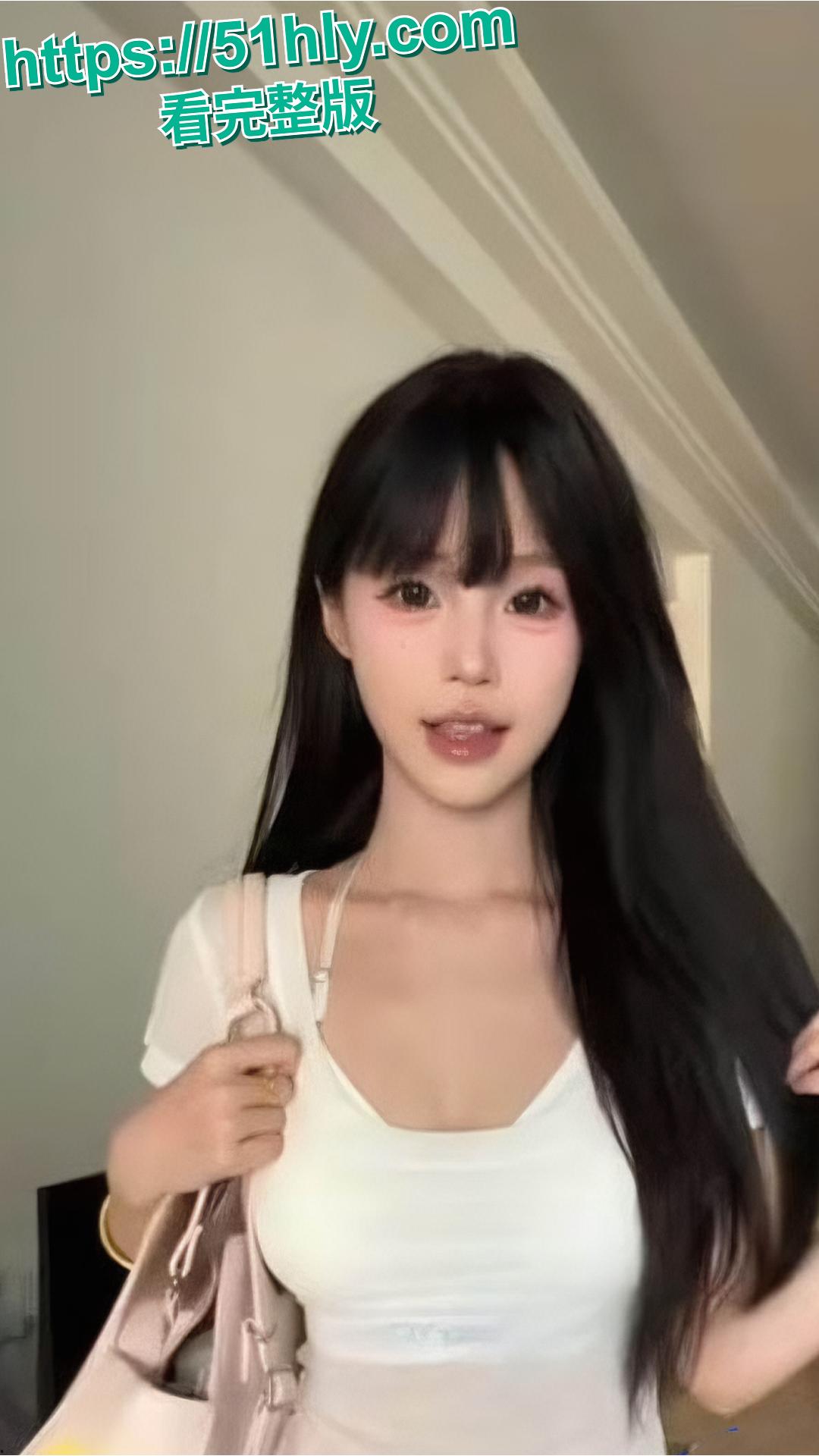 广东抖音60万网红 妹妹早上好 酒店约炮榜一大哥视频流出  清纯女神人设塌房 黑丝情趣 抬腿猛操 淫水打湿一床-3