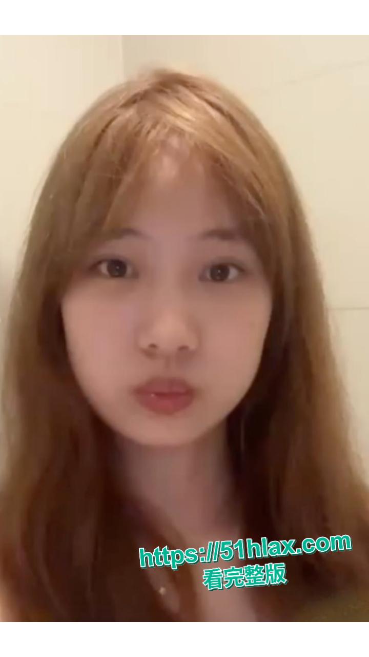 河北医科大学情侣情欲实录炸裂曝光!清纯校服妹变淫荡母狗调教路,自拍洗澡脱衣秀操逼,尺度爆棚!-11