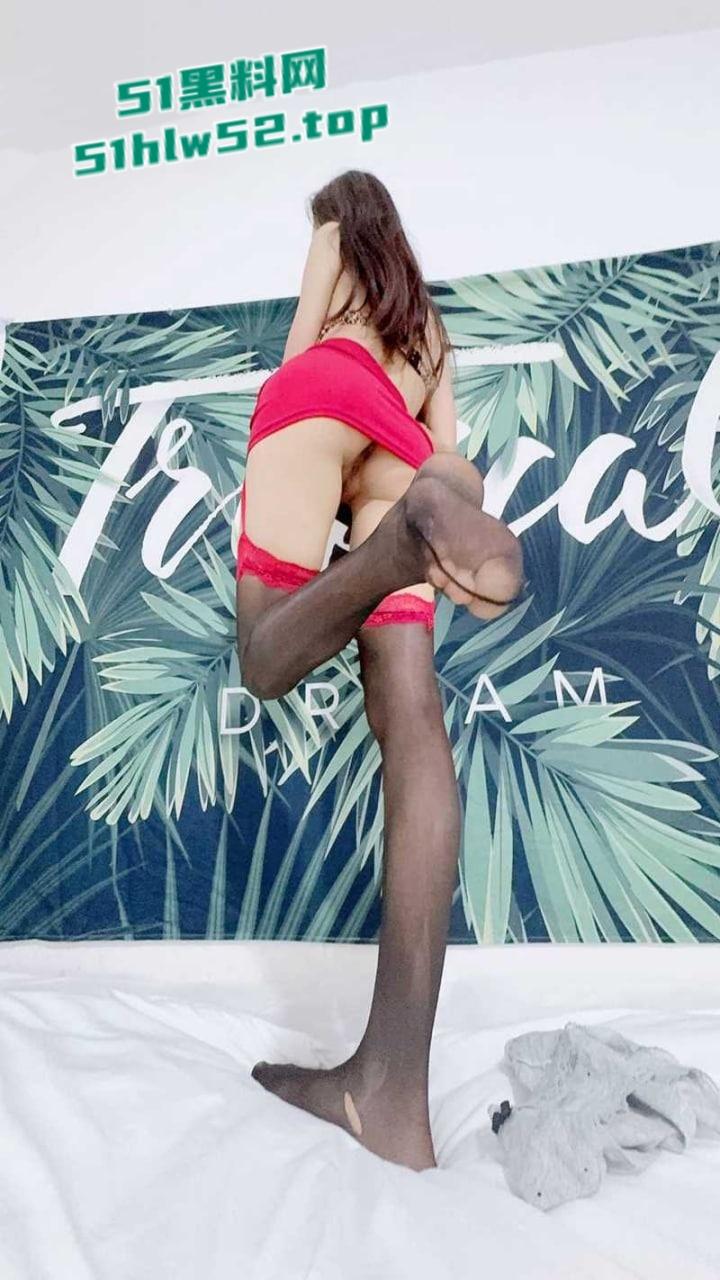 乱伦系列之小姨子，酒店调教刚被领导操完后的小姨子，姐夫皮鞭抽打滴蜡调教，打桩内射让小姨子欲仙欲死！-3