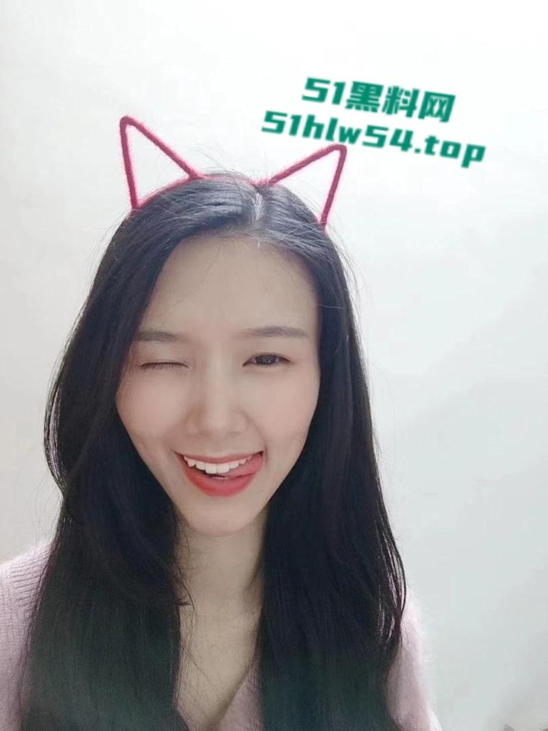 永州职业技术学院毕业护士【杨淼】被曝是性瘾患者，喜欢情趣扮演直播洗澡视频流出！-4