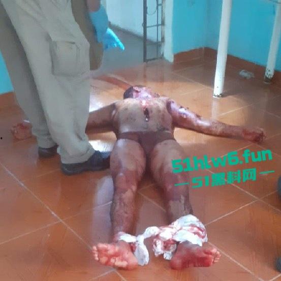 【血腥恐怖】印度三哥被妻子开膛破肚,男子为高种姓白人行为恶劣强奸妻子家人,终被妻子发现后杀害。-7