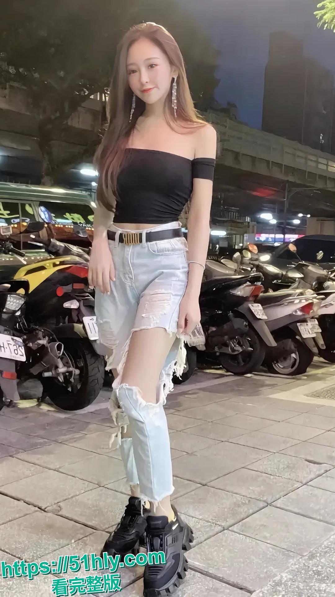 台湾护理系女神谢侑芯猝逝 警方疑谋杀扣查黄明志 从白衣护士天使到火辣性感网黄 真是红颜薄命啊!-11