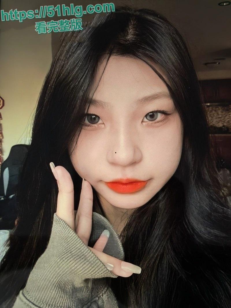 【河南许昌】人妻【刘莉莉】生活大曝光!火辣身材配白嫩皮肤,主动骑乘老公大鸡巴,户外露出车内口爆 淫荡到极致!-1