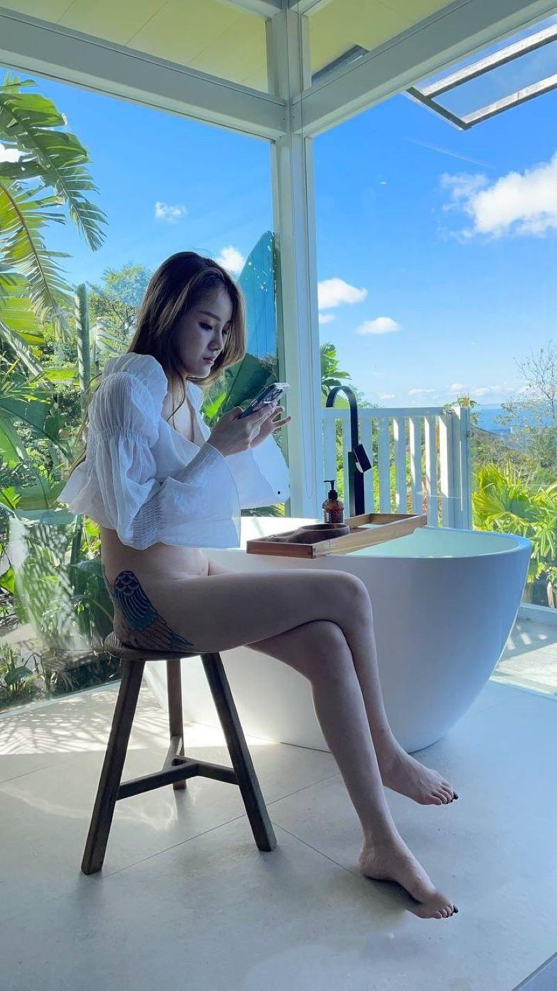 广东人妻王佳怡出轨黑人视频泄密 自曝感染艾滋病阳性 老公愤恨离婚 骚逼网上哭诉这次是真的被操死了-15