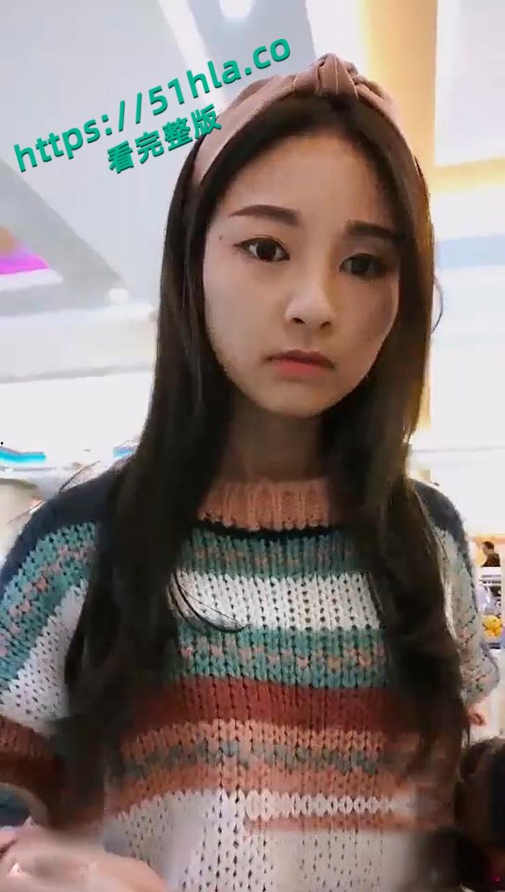 主持专业大三学生妹【桑桑】兼职带着跳蛋主持婚礼直播,金主远程操作跳蛋,边主持边高潮震撼全场!-2