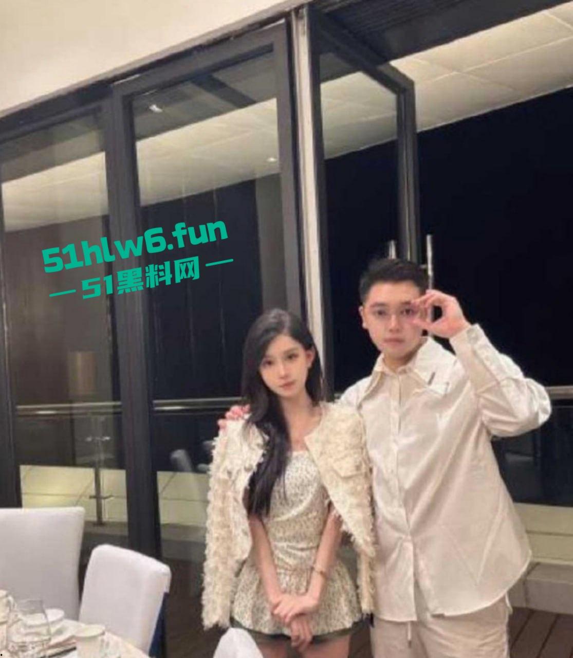 广西柳州舔狗王为坐台小姐【覃海美】花18W以为遇到了真爱 女友不仅有性病还过打胎 男友曝光渣女性爱视频！-2