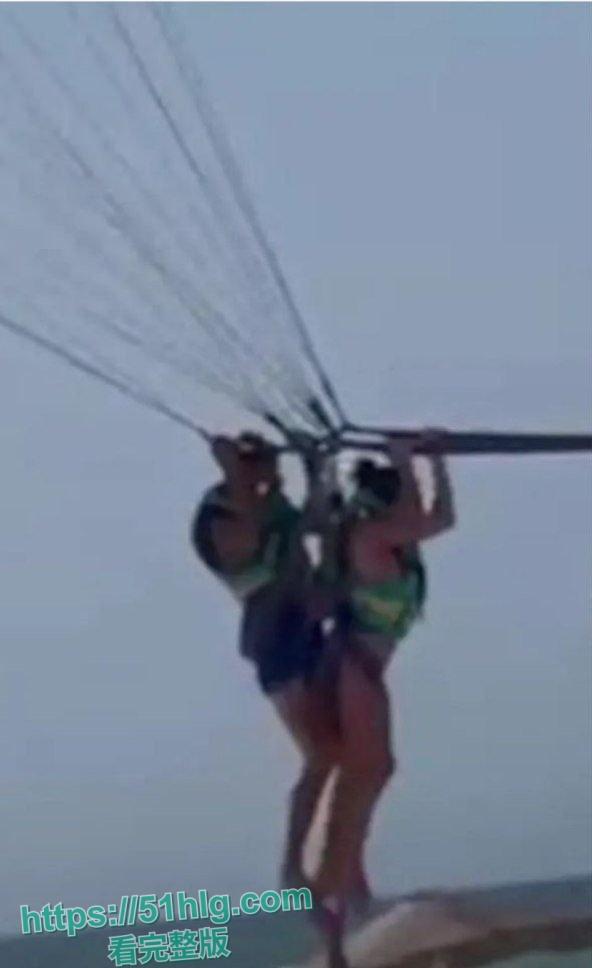 国外大瓜!52岁英国女游客在突尼斯玩滑翔伞时遭操作员猥亵 经审查为惯犯 声称就喜欢这样的刺激快感-8
