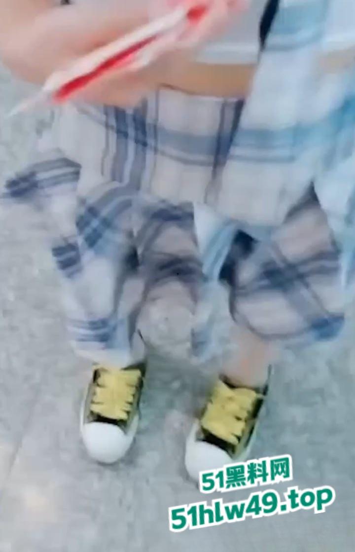 苏州科技大学【馨馨】04年极品女大学生,勤工俭学化身成金主母狗,聊天记录和做爱视频被曝光。-9