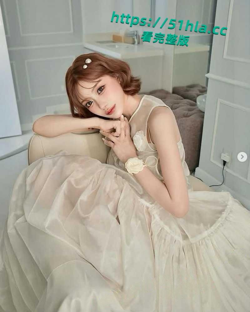 全网疯传韩国男团【周鹤年】买春丑闻，21万港元与AV女皇明日花绮罗4小时不限次数，不雅视频曝光后惨遭公司解约退团！-10