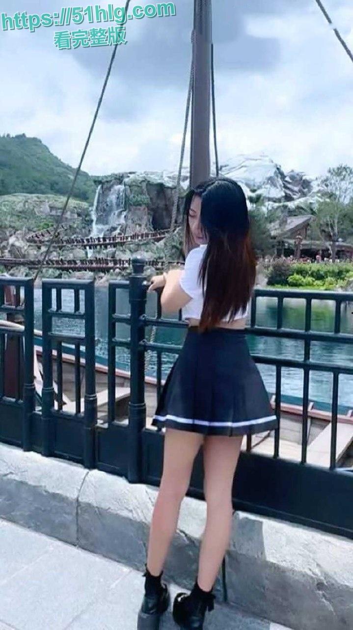 抖音网红【柠檬】性爱视频曝光!网友惊叹身材爆辣,前男友与好兄弟激情3P爆操,反差婊霸气回应自信美艳-7