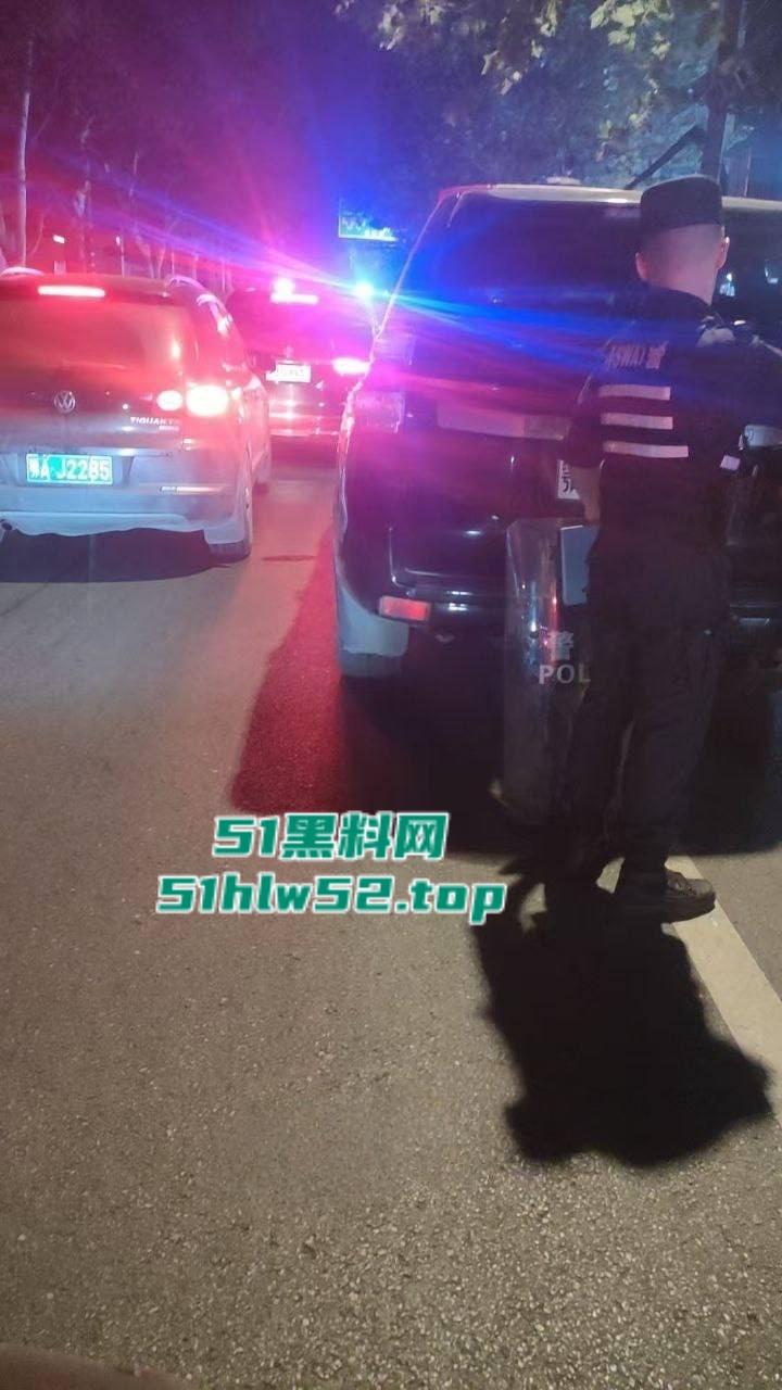 武汉硚口区突发枪击案,枪手连开五枪杀死两人,现场视频流出血腥慎点!-10