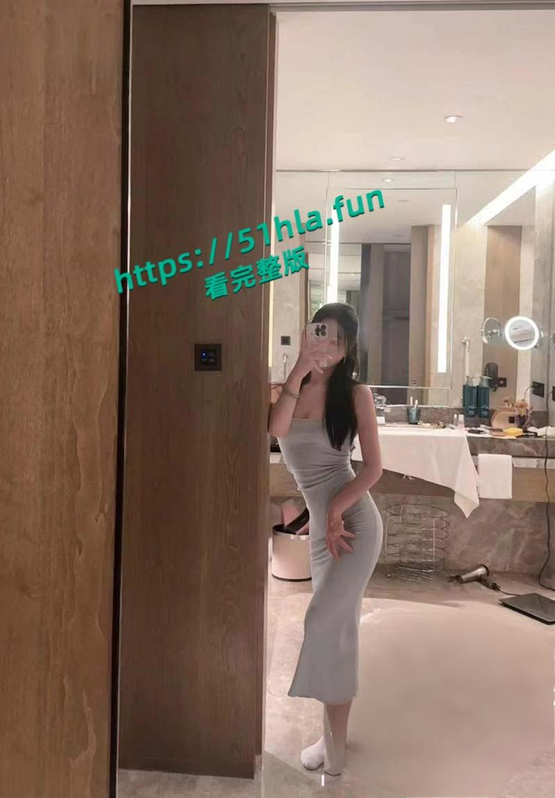 乱伦系列之前女友,海角大神事隔多年重遇⼤学初恋,清纯少女早已变成⿊逼骚货!-2