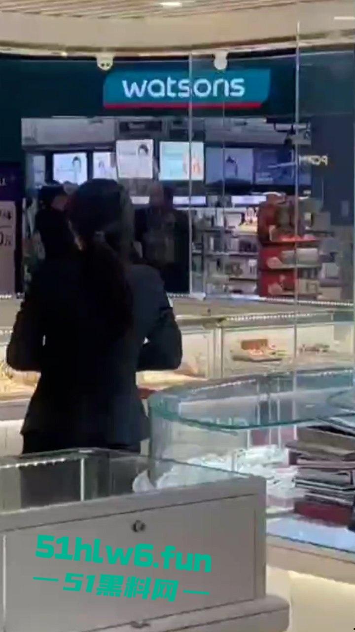 北京丰台区【牛逼哥】光天化日抢劫周大福,明目张胆自己送进去吃牢饭 这下有编制工作了!-6