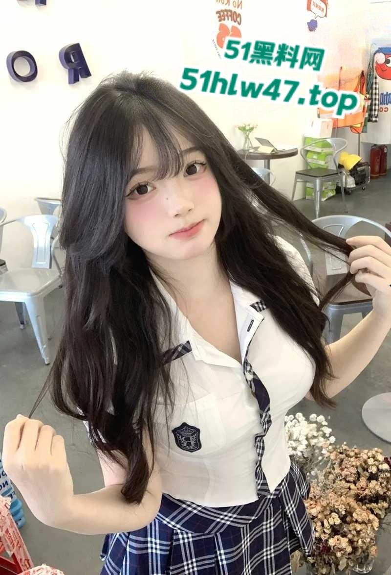 福建商学院【梁依诺】大一的极品颜值嫩妹,大神调教成母狗各种玩穴爆操。-6