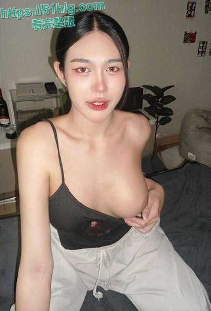 国外大瓜!【菲律宾】极品人妻私拍视频流出 美乳翘臀 极品身材 口爆深喉 激情3P 妥妥的榨精神器-5